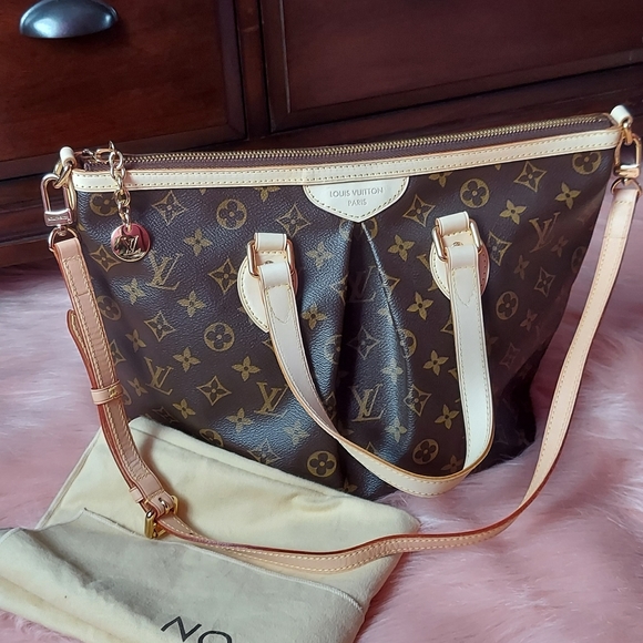 Authentic Louis Vuitton Bag - Picture 12 of 15